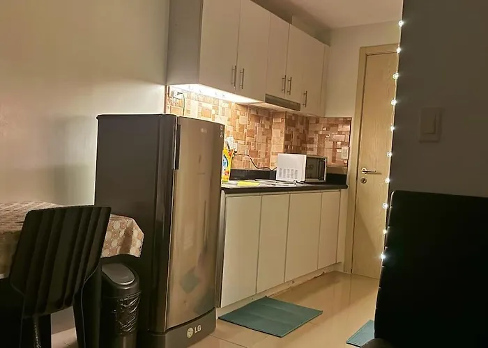 Meowcation Condo In Makati